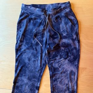 Lululemon Ready to Rulu high-rise  jogger in Diamond Dye Lunar Rock True Navy